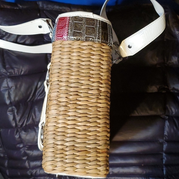 Straw  Handbag - Picture 7 of 16